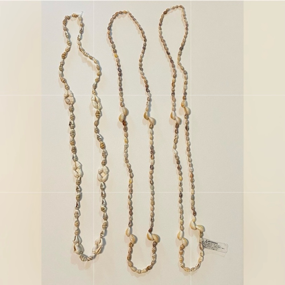 Vintage shell necklaces, lot of 3, white and tan